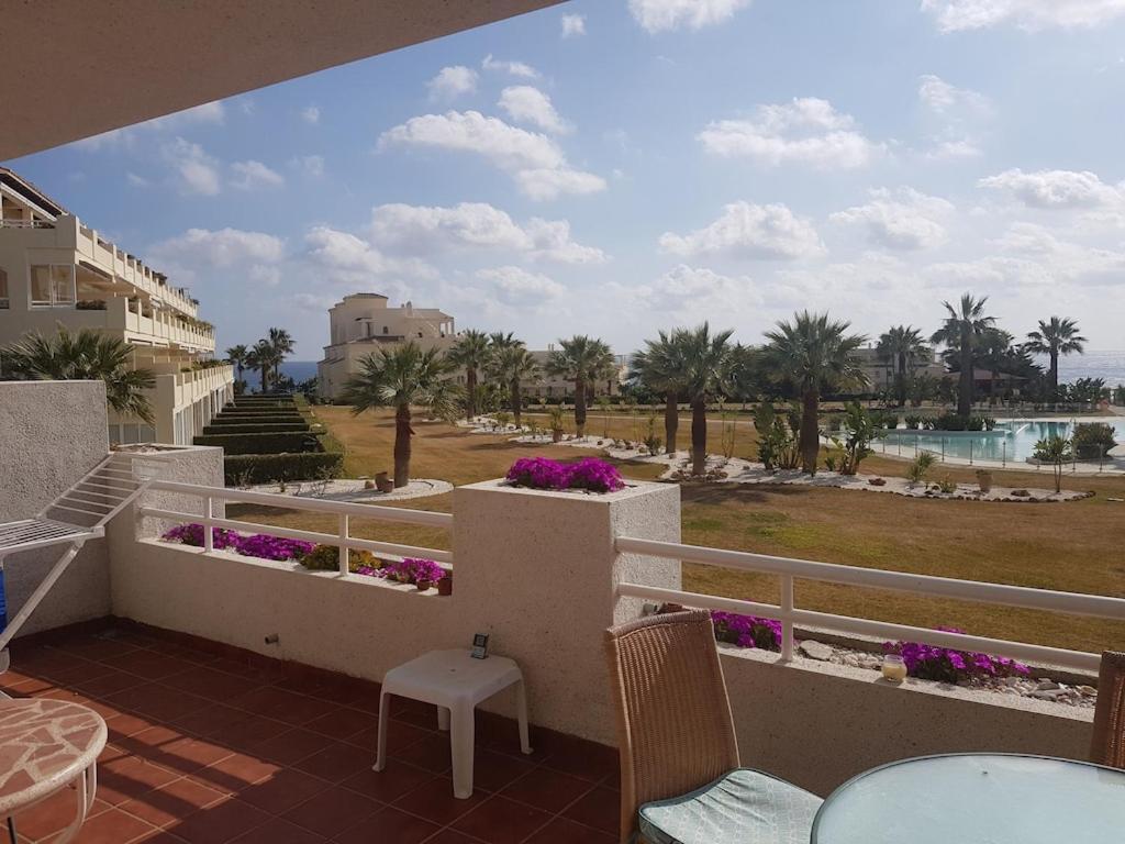2 Bedroom Apartment Overlooking Mediterranean, 2 Outdoor Pools Ла-Кала-де-Михас Экстерьер фото